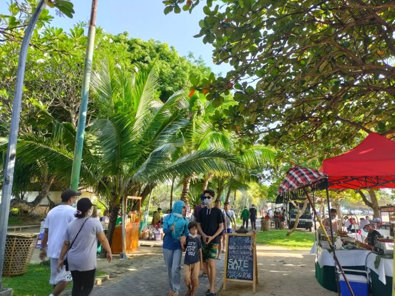 pekenan-bali-beach-hadir-setiap-akhir-pekan-berbagi-cerita-berbagi-berkat
