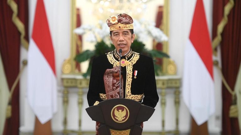 presiden-jokowi-membuka-pkb-ke-43