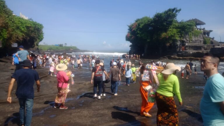 Border-dibuka-Ijin-Libur-dibuka