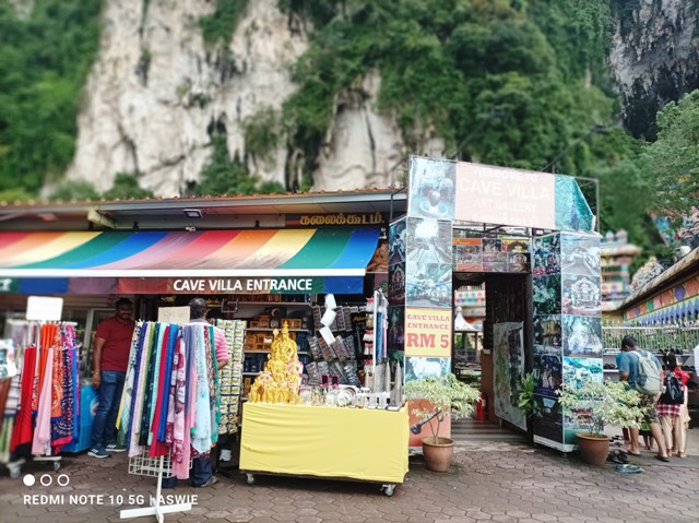 Cave Villa-Batu-Cave-Malaysia