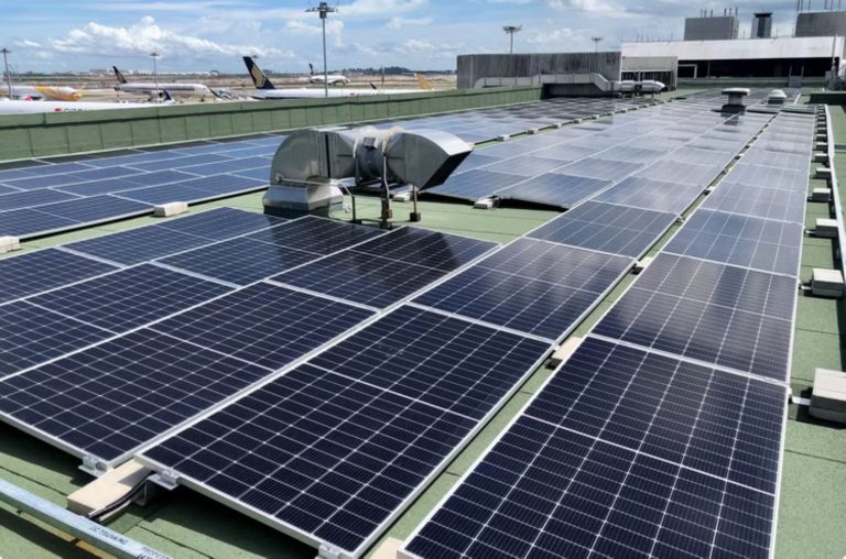 World’s Largest Rooftop Solar Project at an Airport