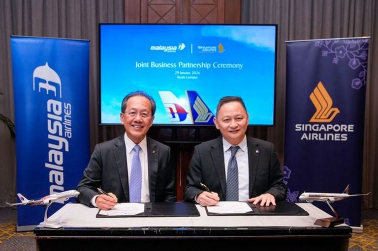 SIA and MAB: Enhancing Connectivity, offering Greater Flexibility