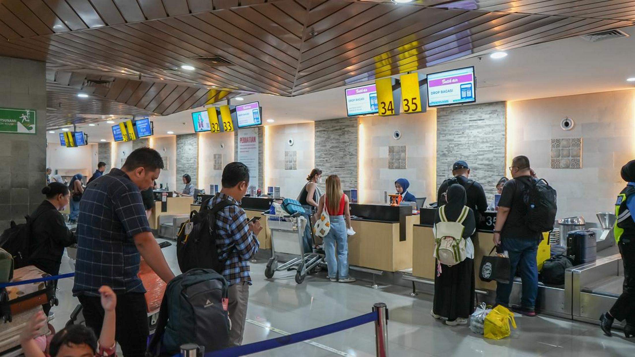 The Latest Flight Updates More Extend Cancellations
